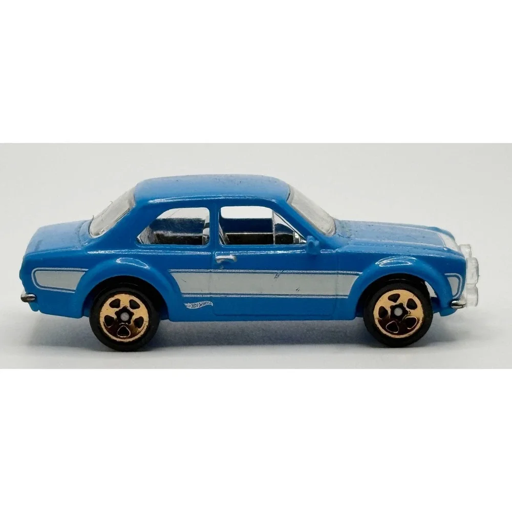 Hot Wheels 1970 Ford Escort RS1600 2014 Mattel Blue White‎ Gold Rims